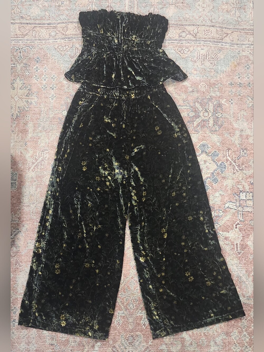 Anthropolgie Somerset Velvet Collection Set